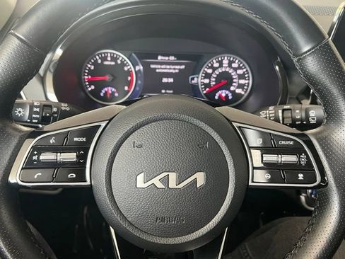 Used 2023 Kia Seltos SX w/ SX Sunroof Package AWD/4WD image 27