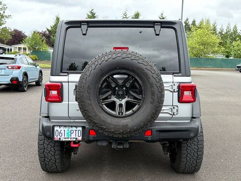 Used 2018 Jeep Wrangler Unlimited Rubicon AWD/4WD image 7