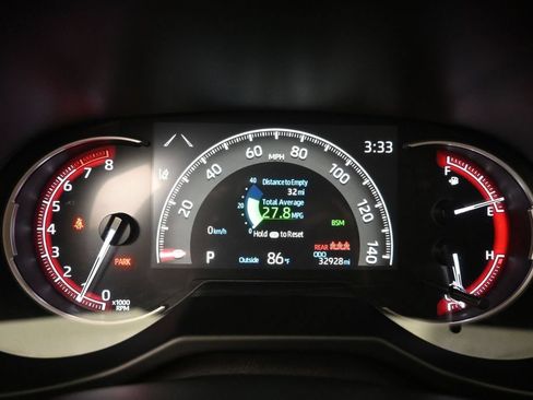 Used 2025 Toyota RAV4 XLE AWD/4WD image 12