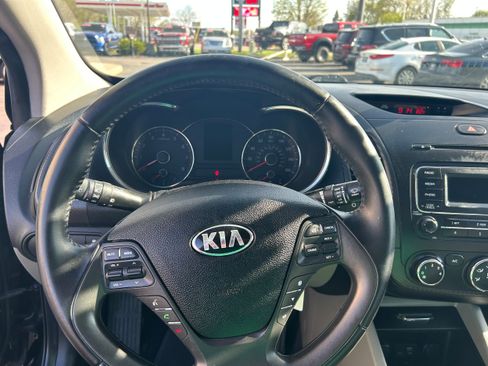 Used 2015 Kia Forte Koup EX image 7