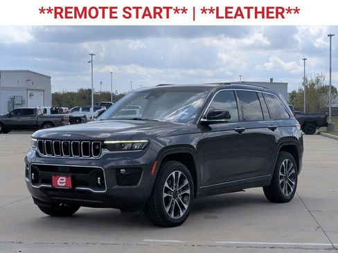 Used 2022 Jeep Grand Cherokee Overland w/ Adv Protech Group III AWD/4WD image 3