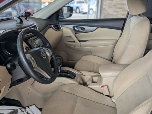 Used 2016 Nissan Rogue SV AWD/4WD image 11