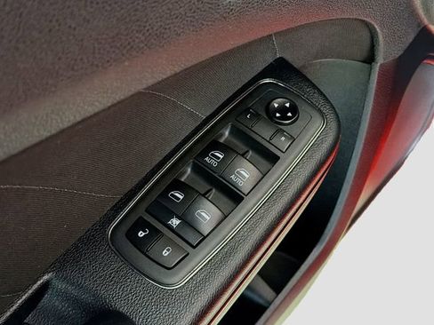 Used 2020 Dodge Charger SXT w/ Blacktop Package image 14