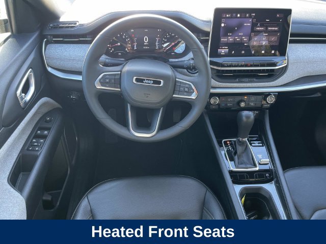 Used 2023 Jeep Compass Latitude AWD/4WD image 15