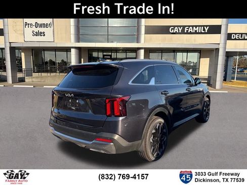 Certified 2025 Kia Sorento SX image 7