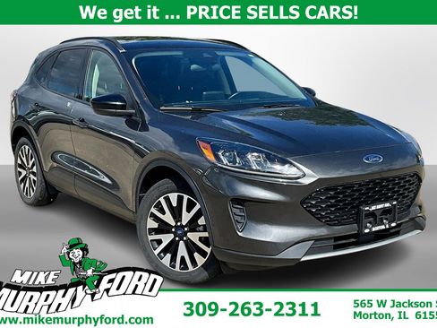 Used 2020 Ford Escape SE Sport image 1