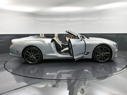 Certified 2023 Bentley Continental GT Azure image 37