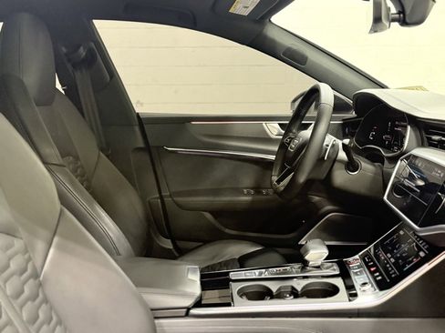 Used 2023 Audi RS 7 Sportback w/ RS 7 Executive Package image 41
