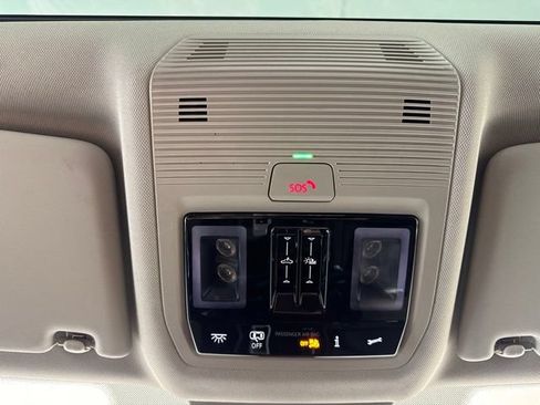 Certified 2024 Volkswagen Atlas SEL AWD/4WD image 14