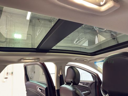 Used 2015 Ford Edge Titanium w/ Equipment Group 302A image 26