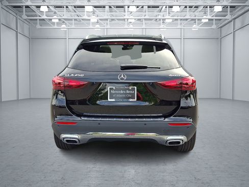 Certified 2025 Mercedes-Benz GLA 250 4MATIC image 5