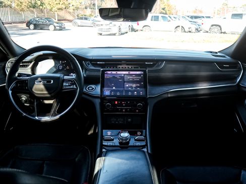 Used 2022 Jeep Grand Cherokee L Overland image 29