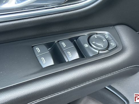 Certified 2023 GMC Yukon XL SLE w/ Gmc Pro Safety Plus Package image 12