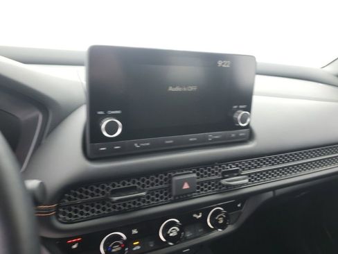 Certified 2025 Honda HR-V Sport image 19