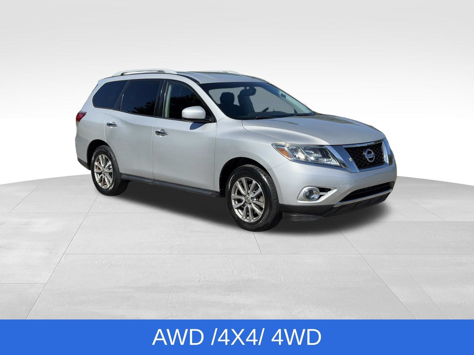Used 2016 Nissan Pathfinder SV AWD/4WD image 11