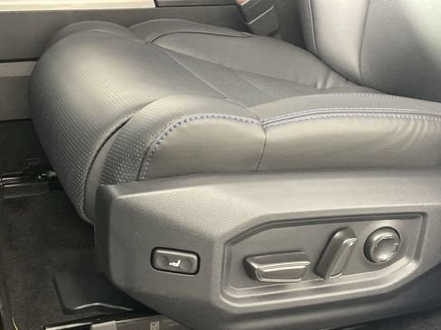 New 2026 Toyota Sequoia Platinum AWD/4WD image 18