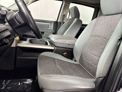 Used 2019 RAM 1500 Big Horn AWD/4WD image 5