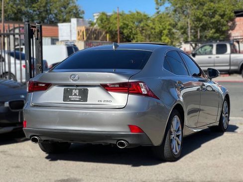 Used 2015 Lexus IS 250 RWD image 6
