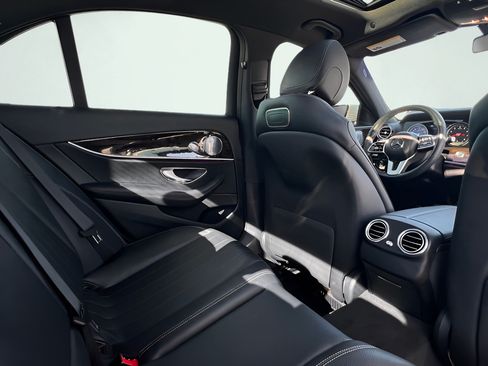 Used 2019 Mercedes-Benz E 300 image 28
