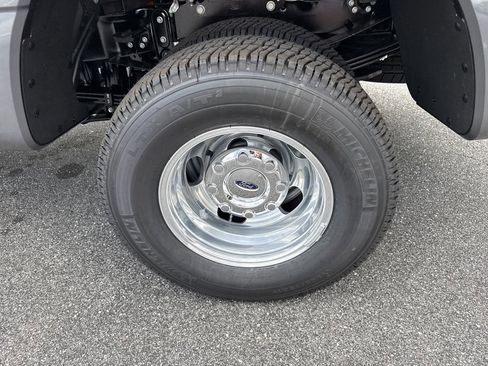 New 2026 Ford F350 Platinum AWD/4WD image 25