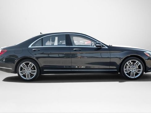 Used 2019 Mercedes-Benz S 560 Sedan image 5