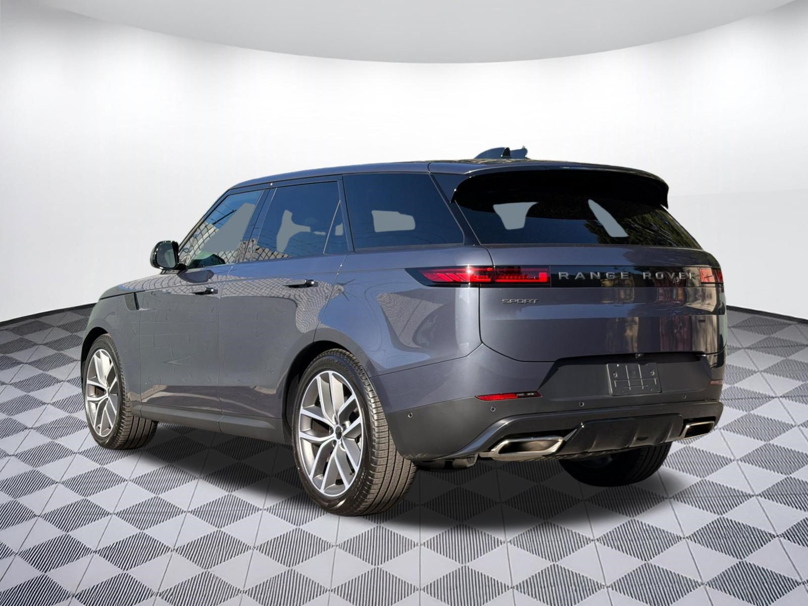 New 2027 Land Rover Range Rover Sport SE AWD/4WD image 2