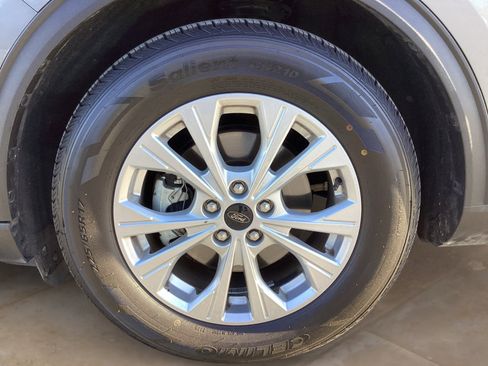 Used 2024 Ford Escape Active image 32