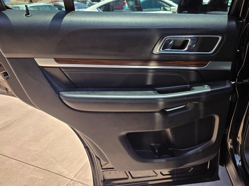 Used 2018 Ford Explorer Limited FWD image 24