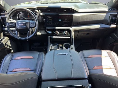Used 2024 GMC Sierra 3500 AT4 w/ Technology Package AWD/4WD image 18
