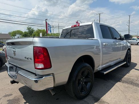 Used 2019 RAM 1500 Classic SLT AWD/4WD image 7