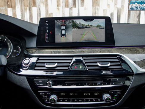 Used 2018 BMW 530i xDrive image 21