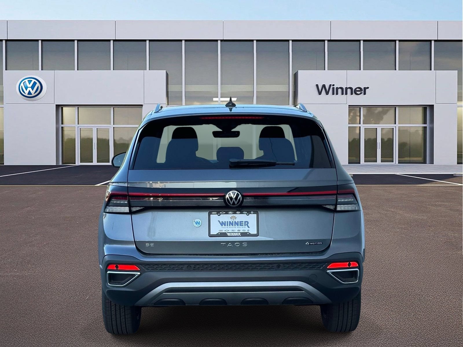 New 2026 Volkswagen Taos SE AWD/4WD image 4