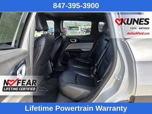 Used 2025 Jeep Compass Limited AWD/4WD image 18