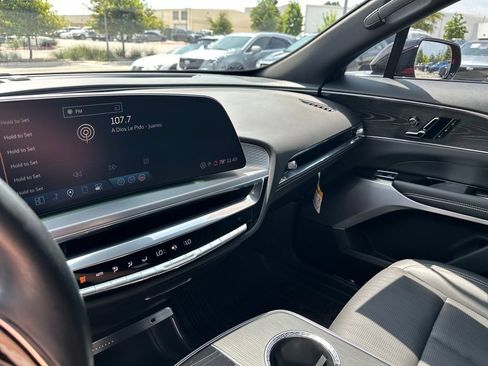 Certified 2024 Cadillac Lyriq Sport RWD image 23