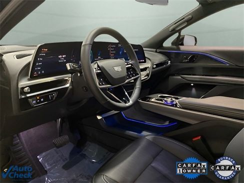 Used 2024 Cadillac Lyriq Luxury image 15