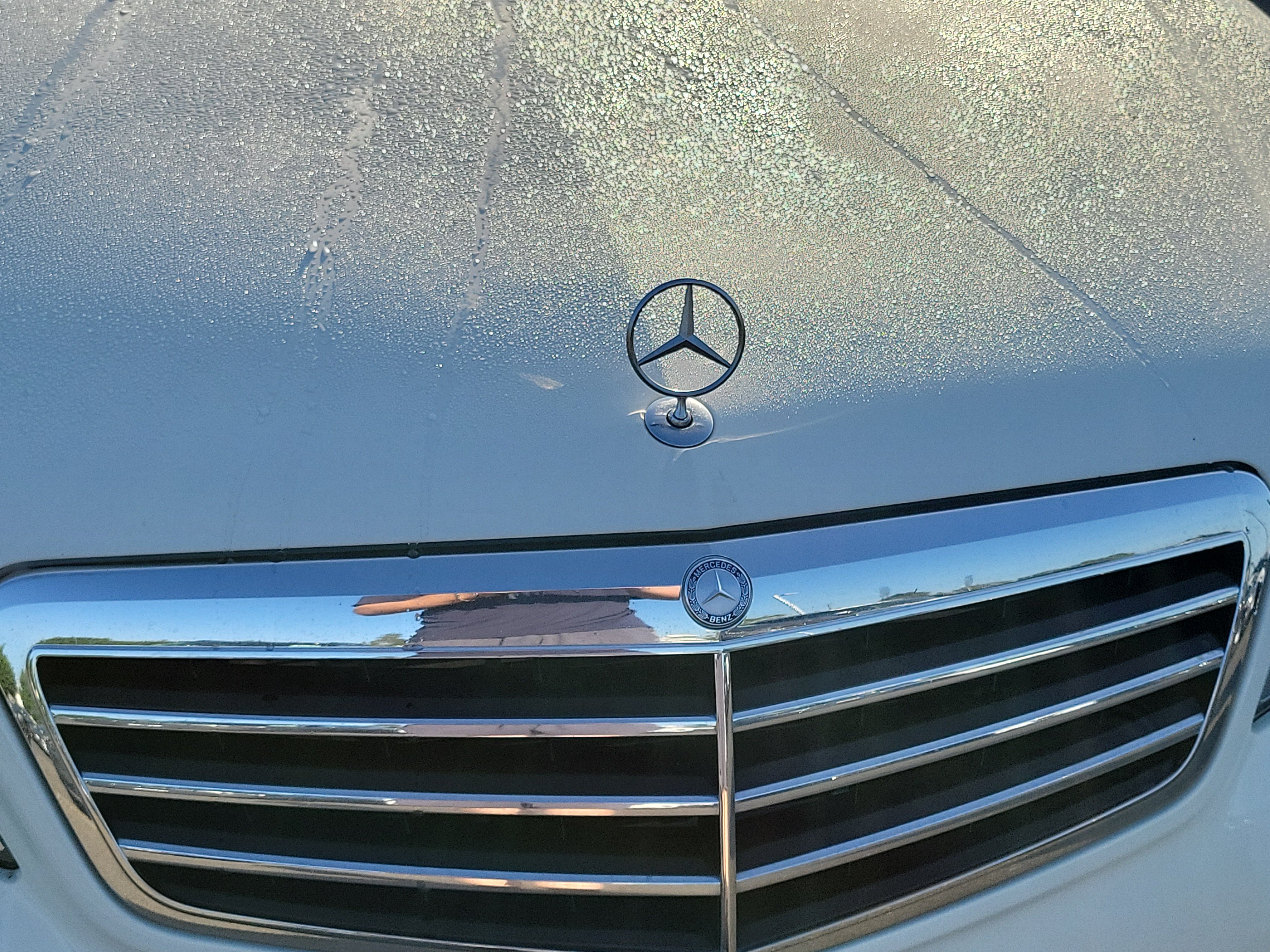 Used 2010 Mercedes-Benz E 550 Sedan image 5