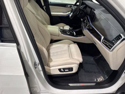 Used 2019 BMW X5 xDrive40i w/ Executive Package AWD/4WD image 62