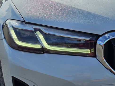 Used 2021 BMW 530i 530i Sedan image 4