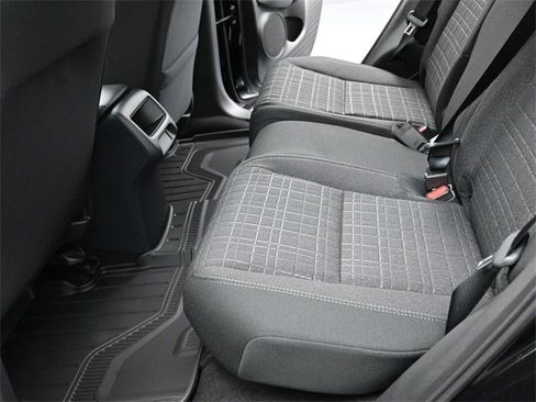 New 2026 Honda HR-V LX image 18