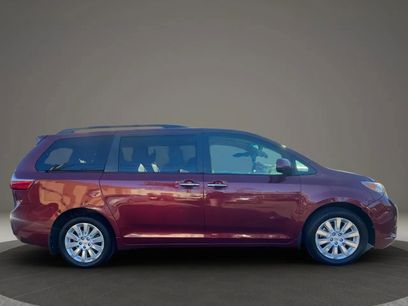 Used 2016 Toyota Sienna XLE w/ XLE Navigation Package