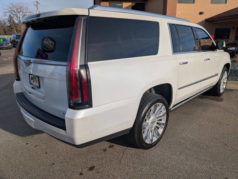 Used 2019 Cadillac Escalade ESV Platinum image 9