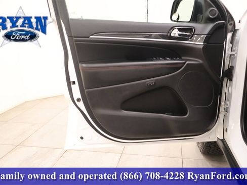 Used 2021 Jeep Grand Cherokee Trailhawk w/ Trailhawk Luxury Group image 6