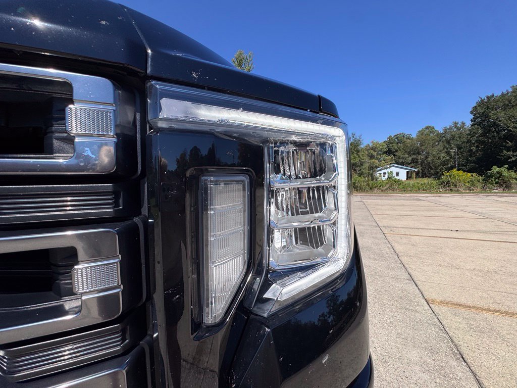 Used 2023 GMC Sierra 2500 AT4 w/ AT4 Premium Plus Package AWD/4WD image 13