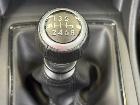 Used 2021 Subaru Crosstrek 2.0i Premium AWD/4WD image 36