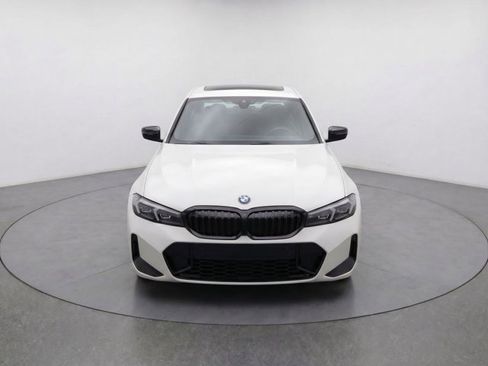 Used 2023 BMW 330i Sedan w/ M Sport Package image 2