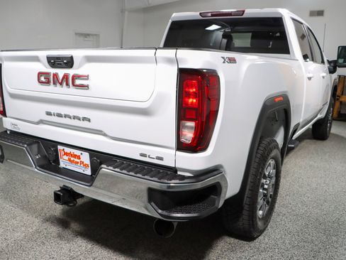 Used 2024 GMC Sierra 2500 SLE w/ SLE Convenience Package AWD/4WD image 7