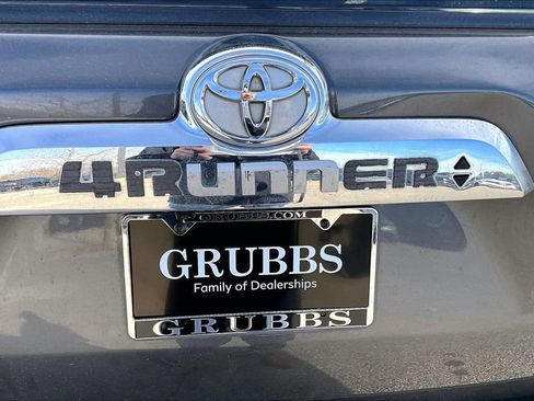 Used 2016 Toyota 4Runner Limited image 43