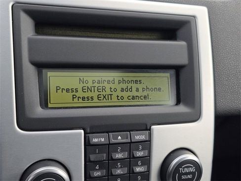 Used 2011 Volvo C30 T5 w/ Preferred Pkg image 4