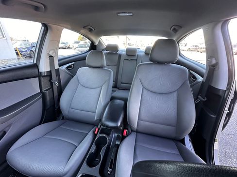Used 2013 Hyundai Elantra GLS image 10