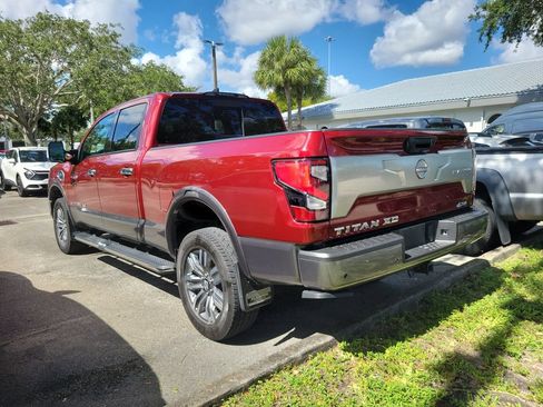 Used 2024 Nissan Titan Platinum Reserve w/ Moonroof Package AWD/4WD image 6